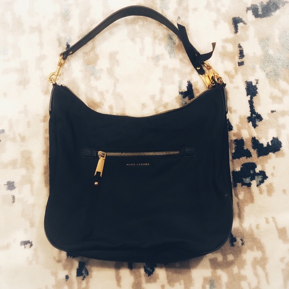 Marc Jacobs Handbags - Marc Jacobs bag